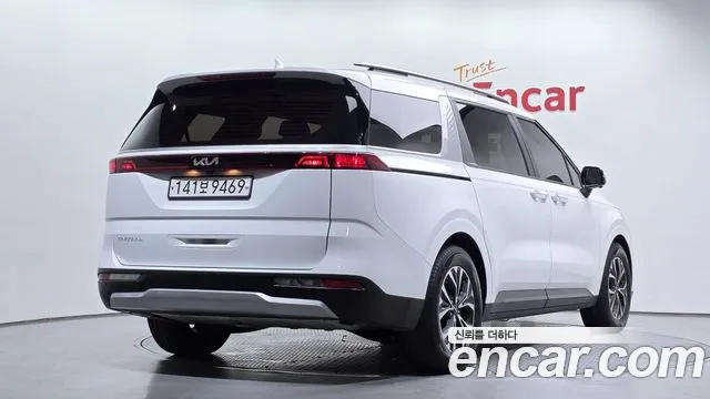 Kia Carnival 4th Gen — Фото автомобиля 2