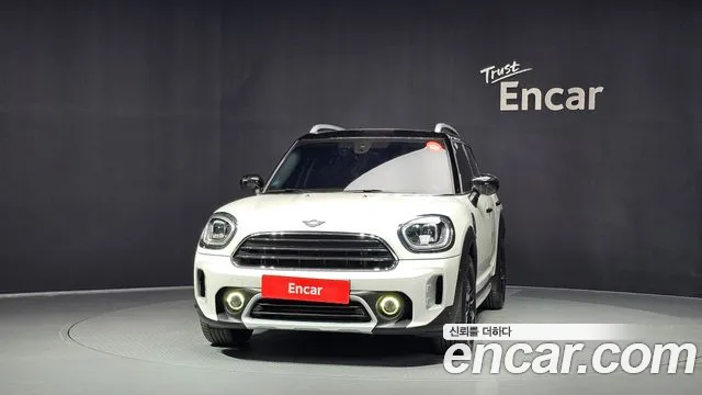 MINI Countryman — Фото автомобиля 3