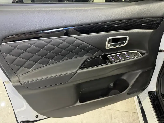 Mitsubishi Outlander — Фото автомобиля 10