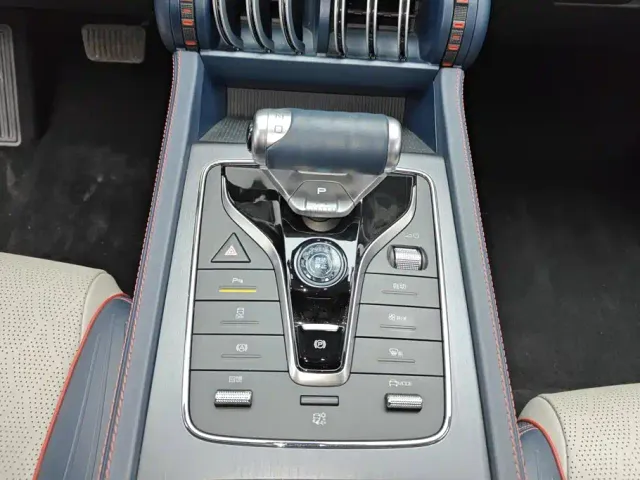 BYD Yuan PLUS — Фото автомобиля 16