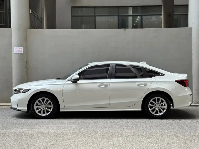 Honda Civic — Фото автомобиля 3