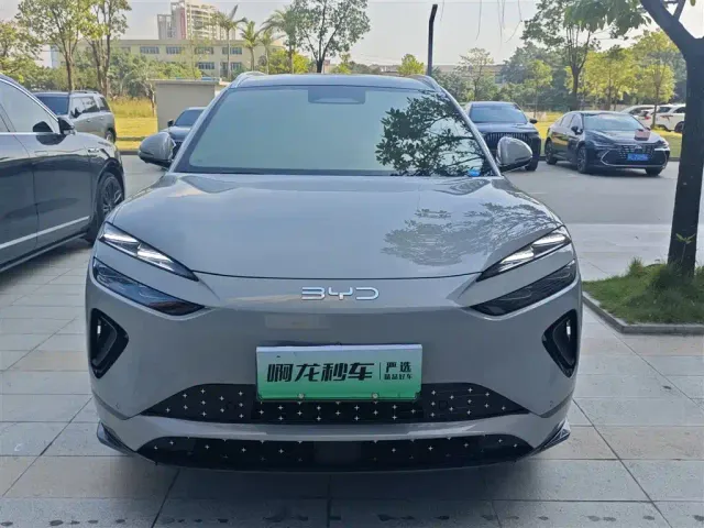 BYD Sealion 06 — Фото автомобиля 3