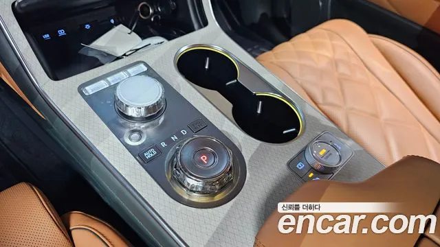 Genesis GV80 2.5T Бензин AWD — Фото автомобиля 8