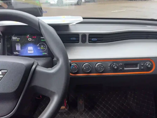 Wuling Hongguang Mini EV — Фото автомобиля 14