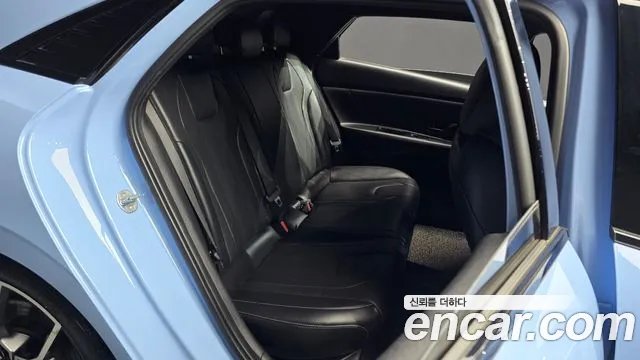 Hyundai Avante CN7 — Фото автомобиля 16