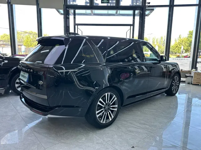 Land Rover Range Rover — Фото автомобиля 16