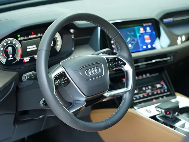 Audi Q6 — Фото автомобиля 17