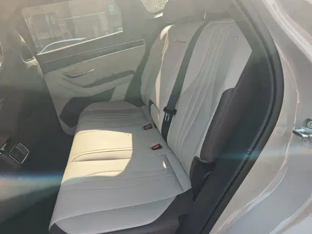 BYD Song PLUS — Фото автомобиля 18