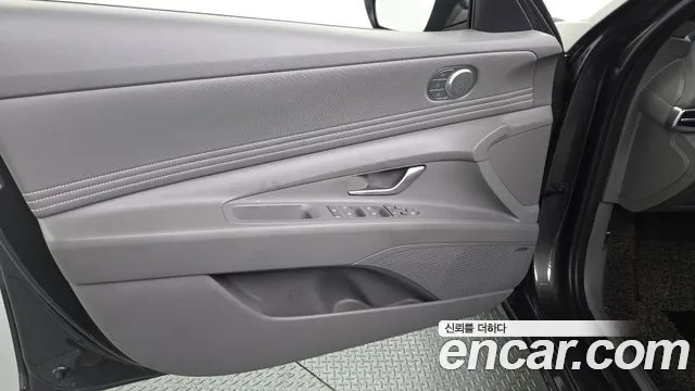 Hyundai Avante CN7 — Фото автомобиля 24