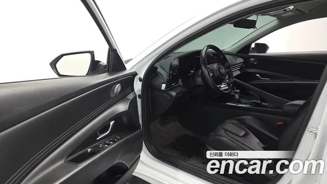 Hyundai Avante CN7 — Фото автомобиля 15