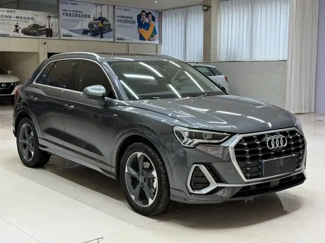Audi Q3 — Фото автомобиля 3