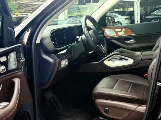 Mercedes-Benz GLE-Class — Фото автомобиля 8