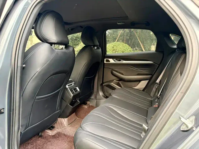 Geely Xingrui — Фото автомобиля 11