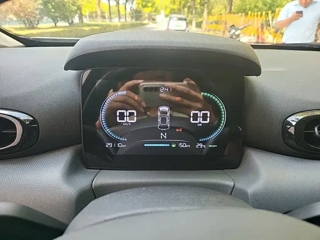 Leapmotor T03 — Фото автомобиля 7