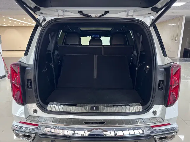 GAC Trumpchi GS8 — Фото автомобиля 9