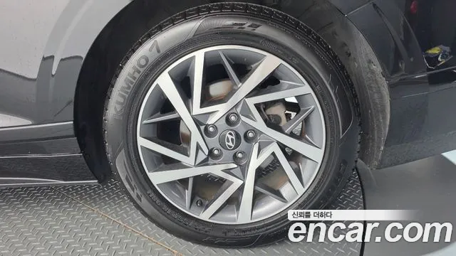 Hyundai Grandeur GN7 — Фото автомобиля 5
