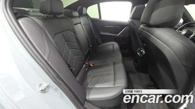 BMW 5 Series G60 — Фото автомобиля 18