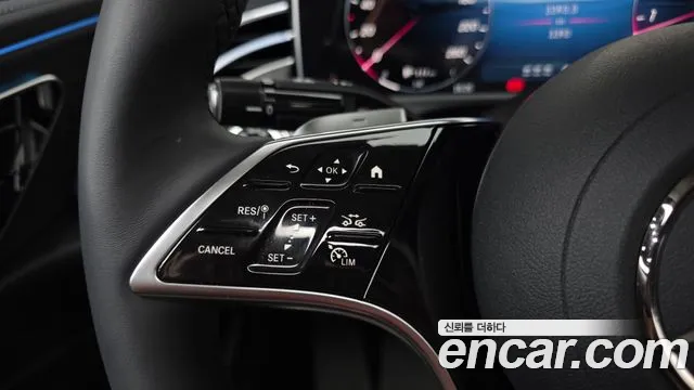 Mercedes-Benz E-Class — Фото автомобиля 17