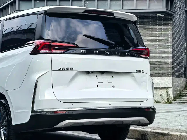Maxus EUNIQ 5 — Фото автомобиля 15