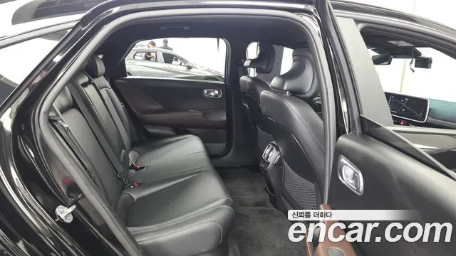 Hyundai Ioniq6 — Фото автомобиля 12