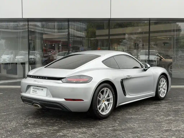 Porsche Porsche 718 2022 Cayman 2.0T — Фото автомобиля 3