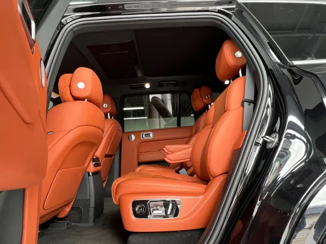 Li Auto L9 — Фото автомобиля 13
