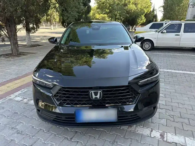 Honda Accord — Фото автомобиля 7