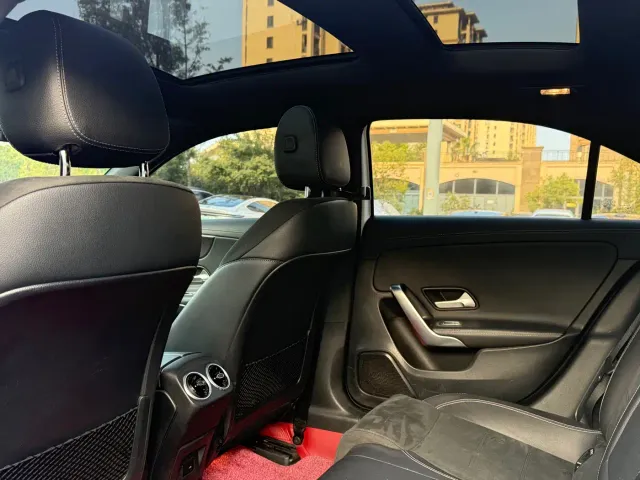 Mercedes-Benz Mercedes-Benz A-Class 2022 A 200 L Sport Sedan Style — Фото автомобиля 13