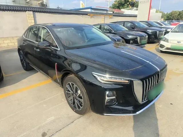 Hongqi H5 PHEV — Фото автомобиля 3