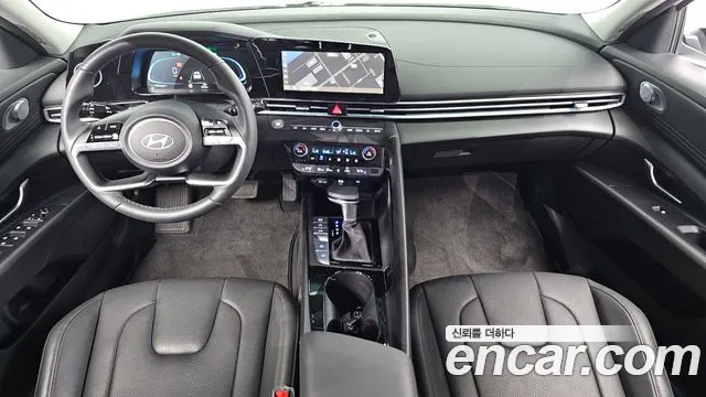 Hyundai Avante — Фото автомобиля 10