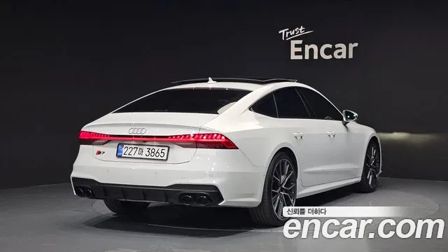 Audi A7 — Фото автомобиля 2