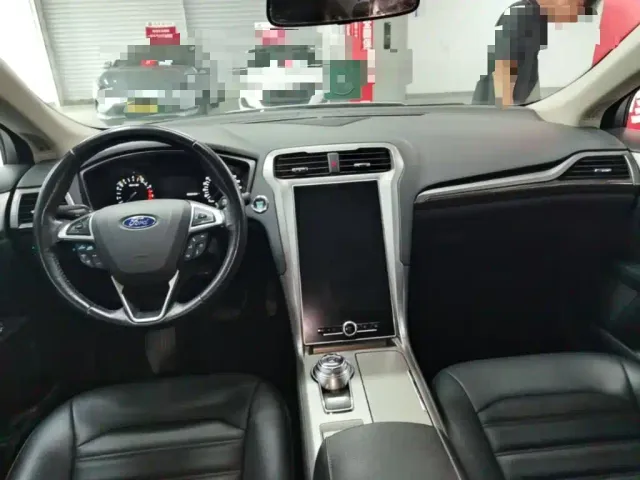 Ford Mondeo — Фото автомобиля 9