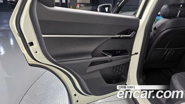 KG_Mobility_Ssangyong Torres Torres Бензин 1.5 2WD — Фото автомобиля 25