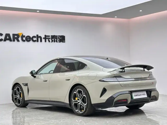 Xiaomi SU7 — Фото автомобиля 3