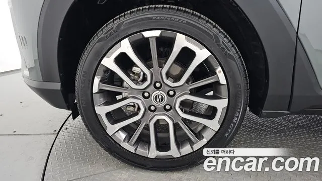KG_Mobility_Ssangyong Torres Torres Бензин 1.5 2WD — Фото автомобиля 5