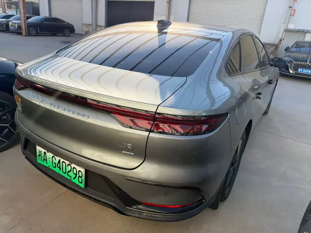 BYD Han — Фото автомобиля 8