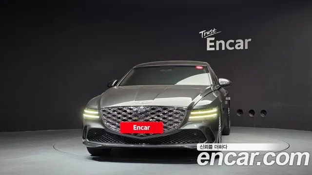 Фотография автомобиля — Genesis G80 RG3