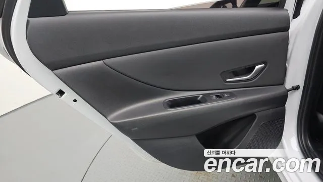 Hyundai Avante — Фото автомобиля 14