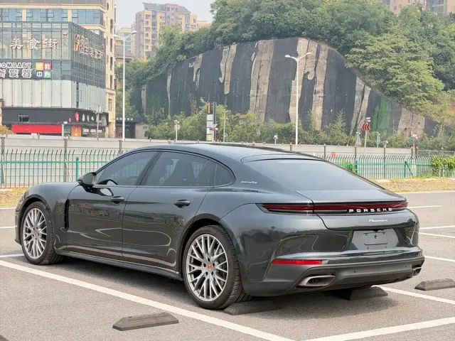 Porsche Panamera — Фото автомобиля 4