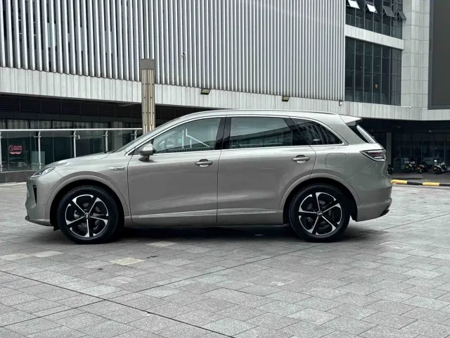 Shangjie SUV — Фото автомобиля 8