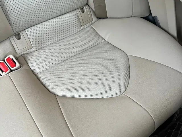 Toyota Camry — Фото автомобиля 22