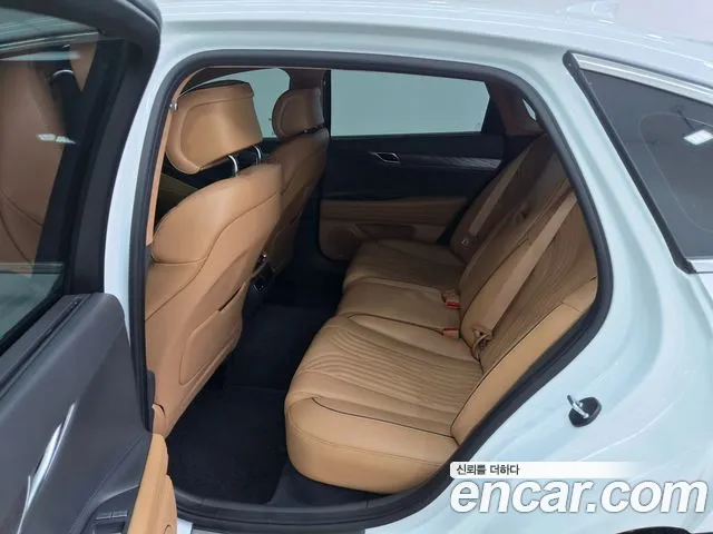 Genesis G80 RG3 — Фото автомобиля 15