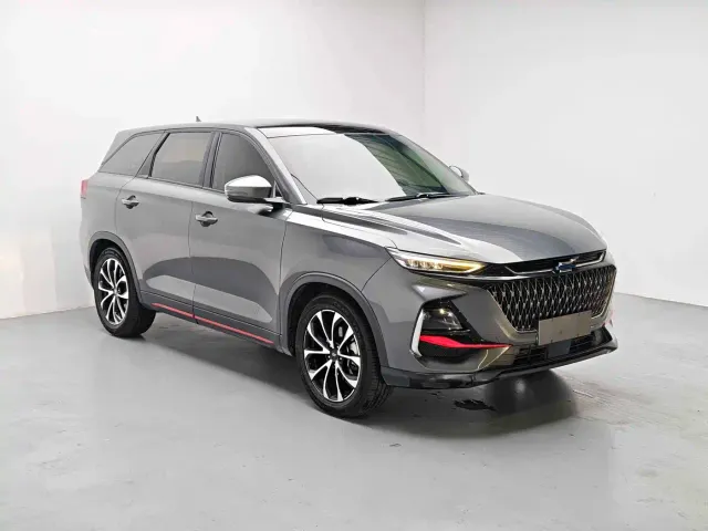 Changan X7 Plus — Фото автомобиля 3