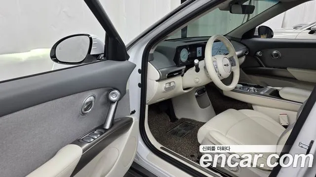 Genesis GV60 — Фото автомобиля 8