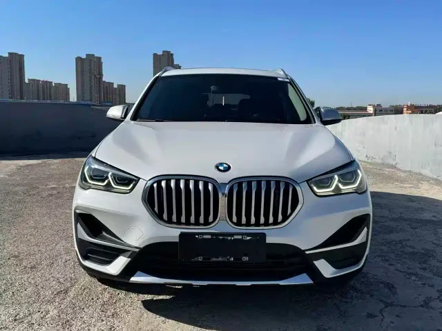 BMW X1 — Фото автомобиля 2