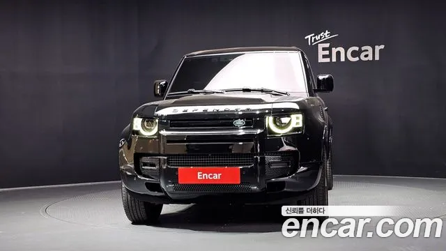 Land Rover Defender Defender (L663) 110 P300 X-Dynamic SE — Фото автомобиля 2