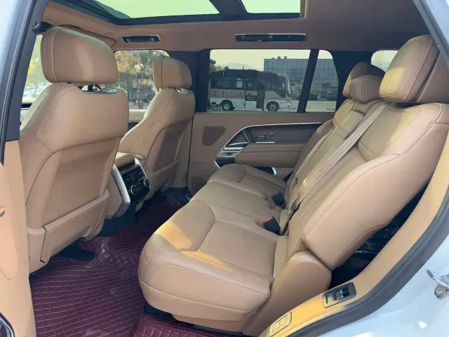 Land Rover Range Rover — Фото автомобиля 21