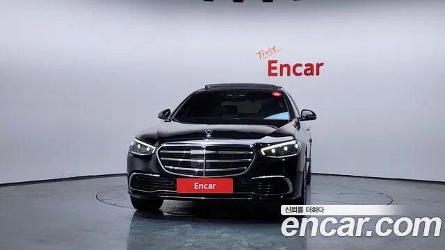 Mercedes-Benz S-Class — Фото автомобиля 3