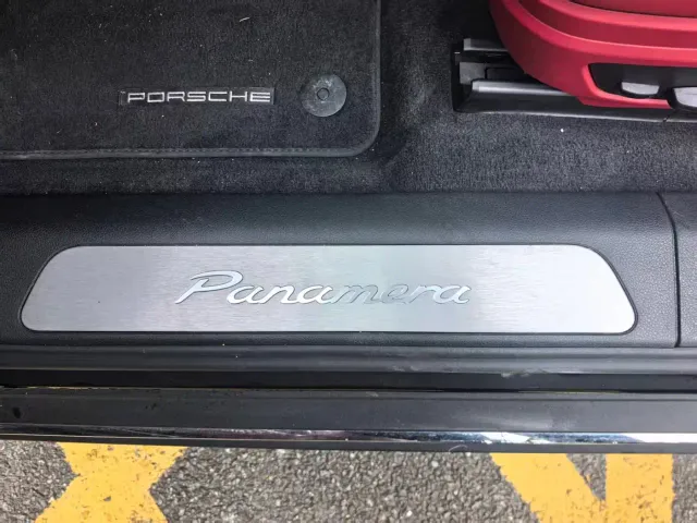 Porsche Panamera — Фото автомобиля 11