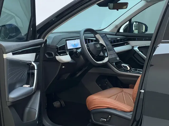 Geely Boyue L — Фото автомобиля 9